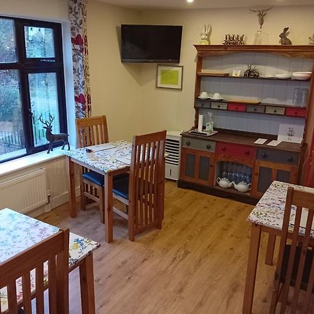 Middle House Bed & Breakfast Coventry Exterior foto