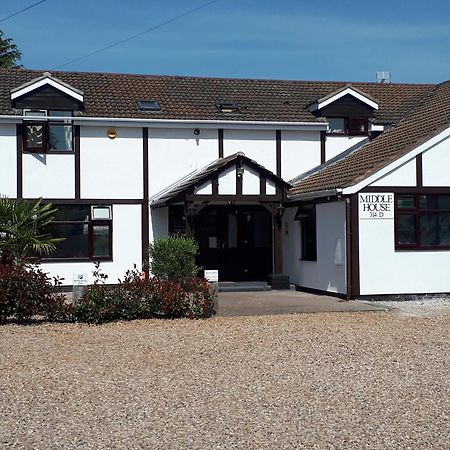 Middle House Bed & Breakfast Coventry Exterior foto